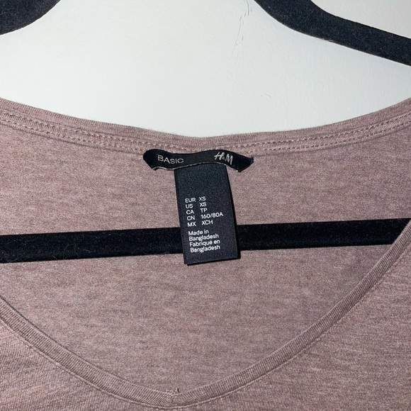 FIVE H&M Basic Tees - Picture 11 of 16